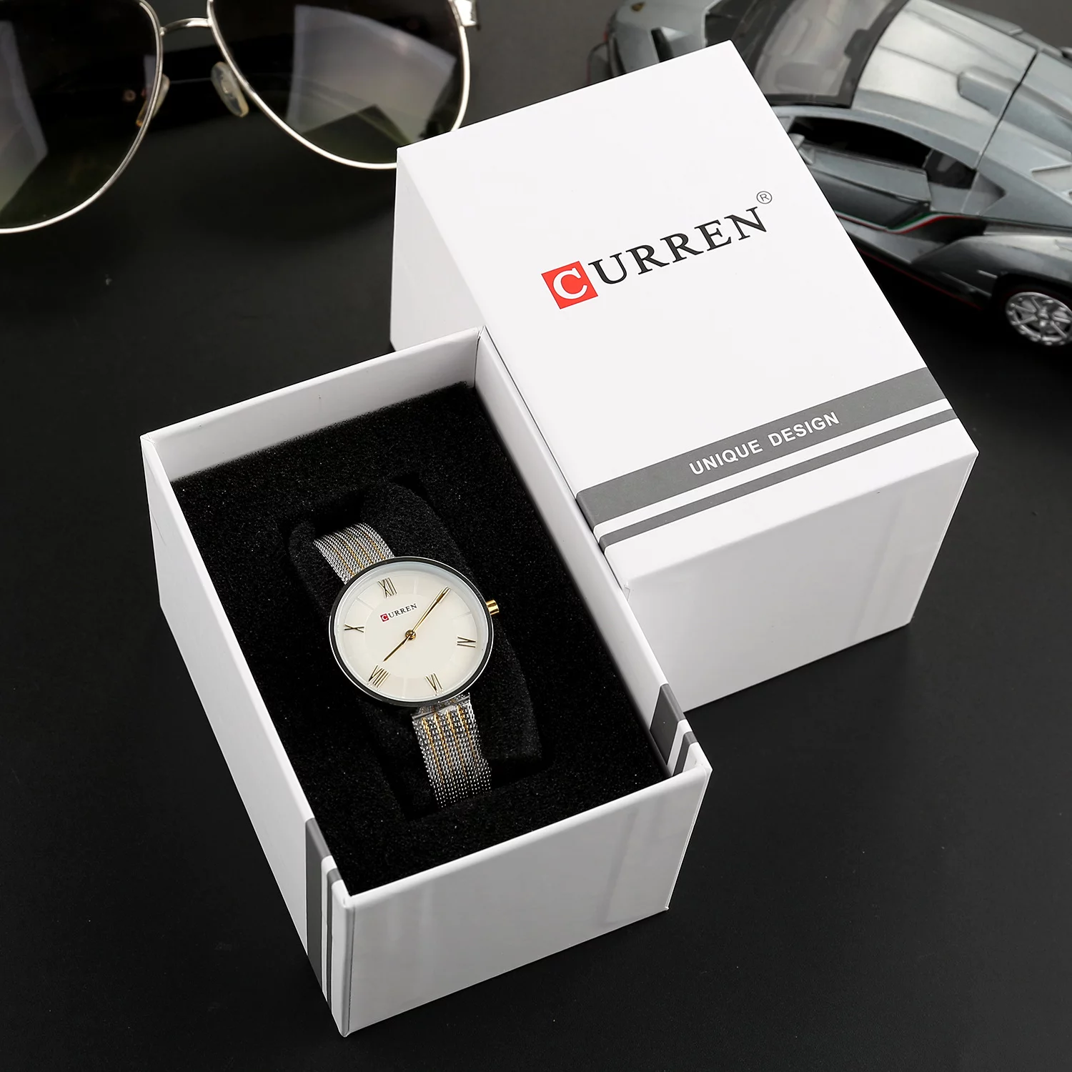 Curren 8329 Watch Men's Casual Business Quartz Wristwatch Hot Sale